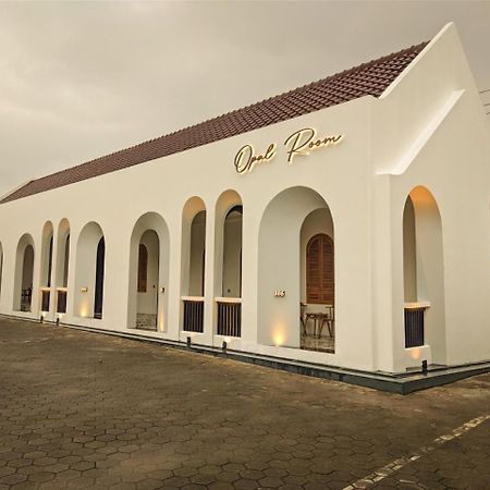 Hotel Besar Purwokerto Luaran gambar
