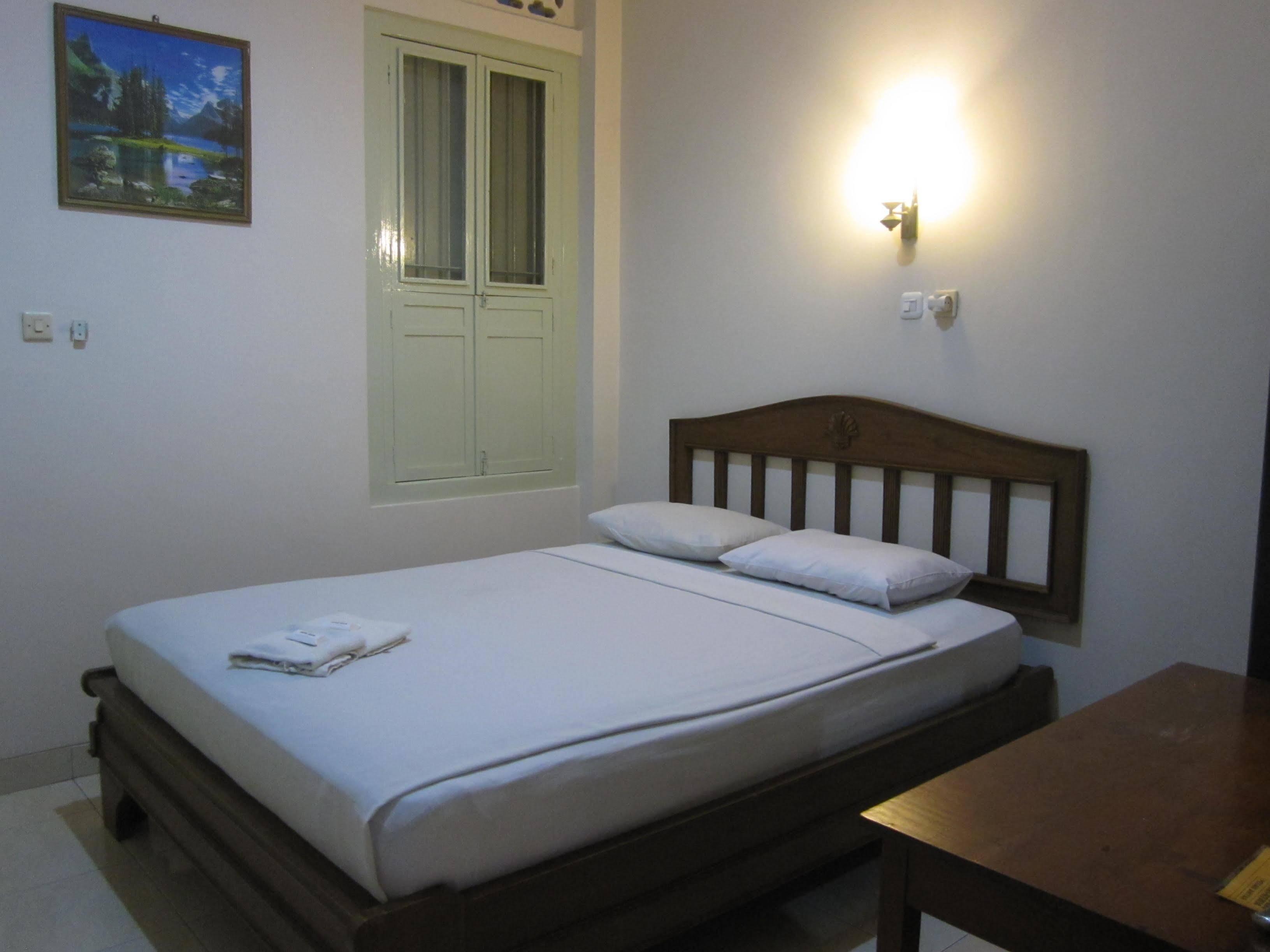 Hotel Besar Purwokerto Luaran gambar