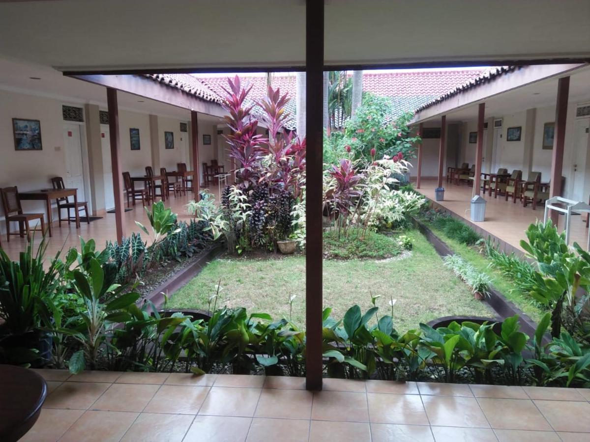 Hotel Besar Purwokerto Luaran gambar