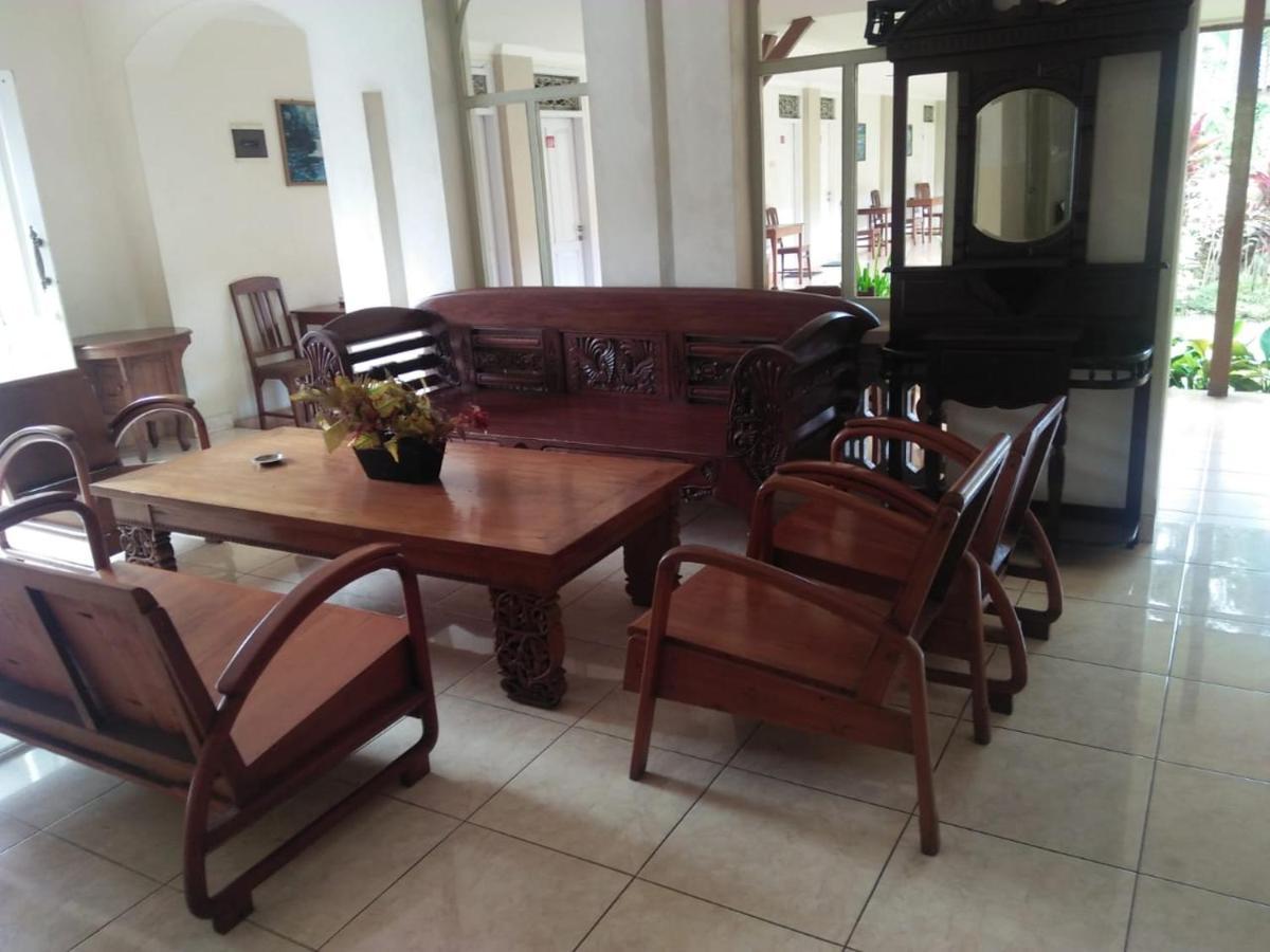 Hotel Besar Purwokerto Luaran gambar