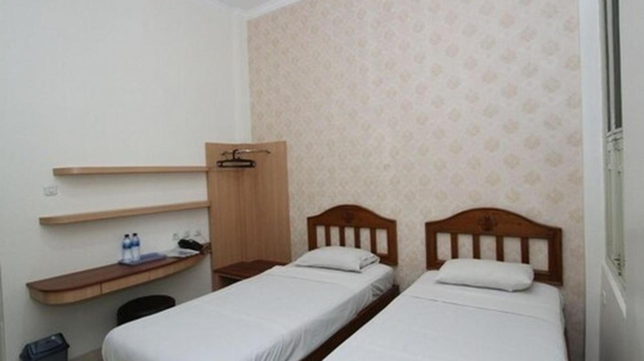 Hotel Besar Purwokerto Luaran gambar