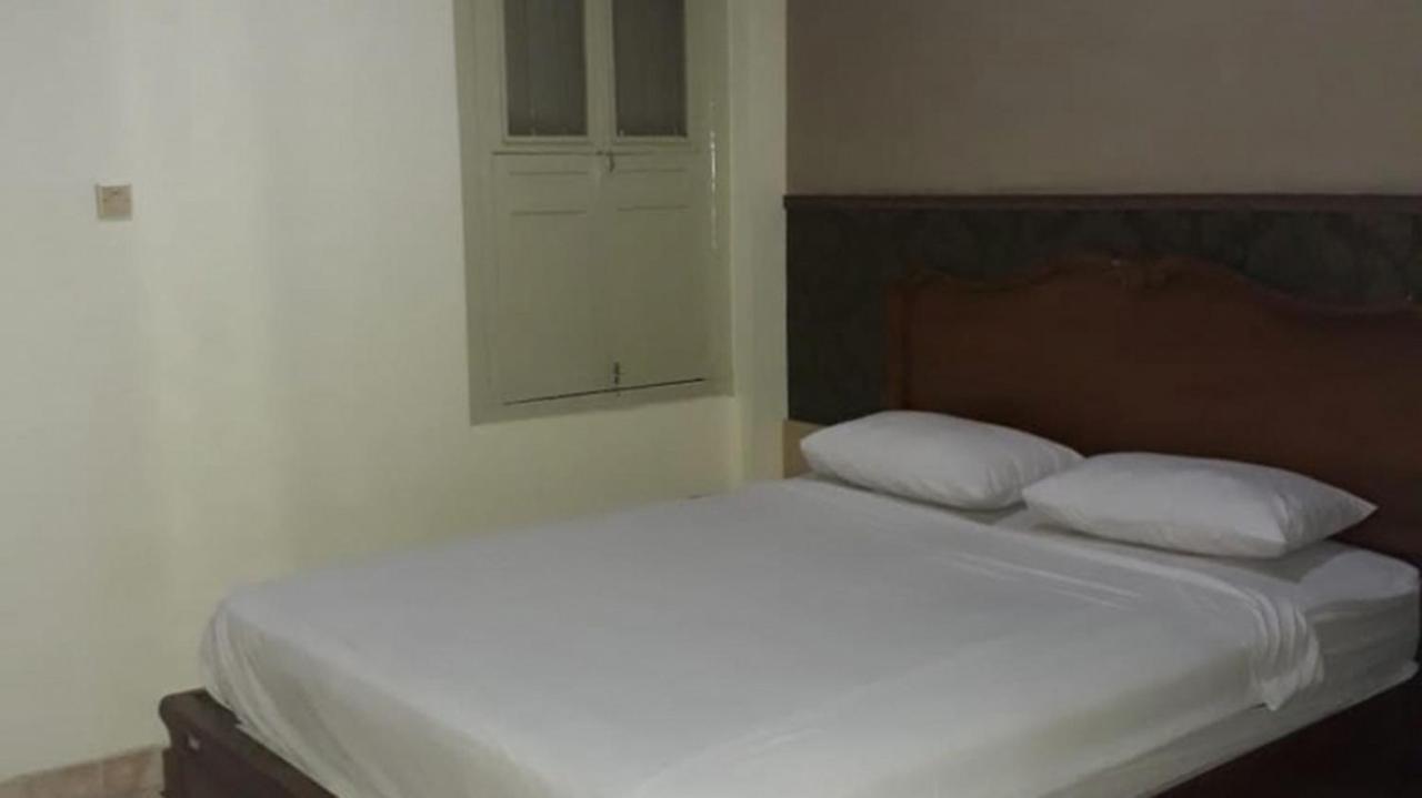 Hotel Besar Purwokerto Luaran gambar