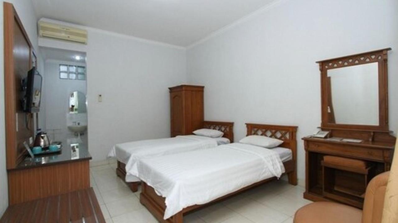 Hotel Besar Purwokerto Luaran gambar