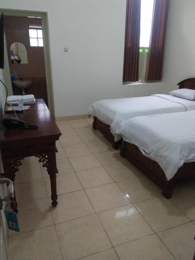 Hotel Besar Purwokerto Luaran gambar