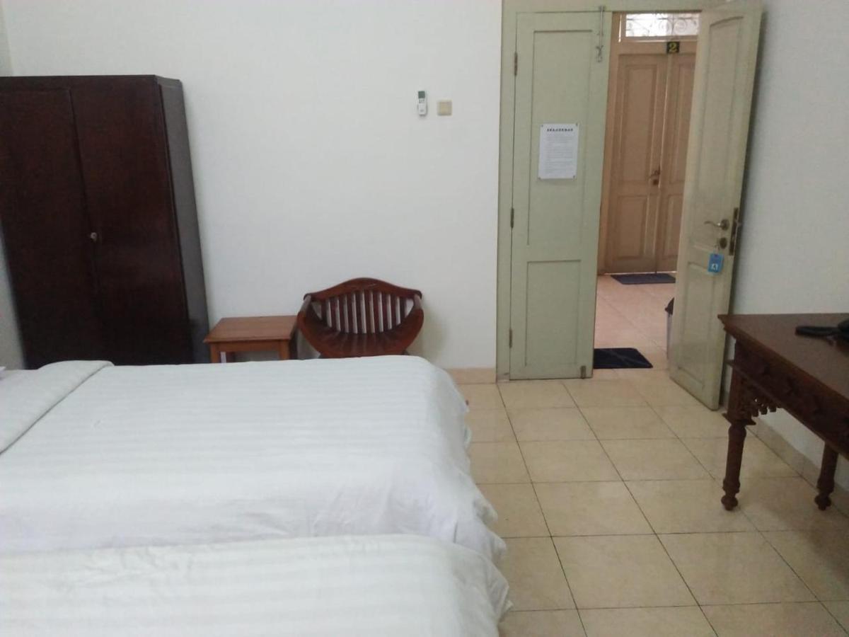 Hotel Besar Purwokerto Luaran gambar