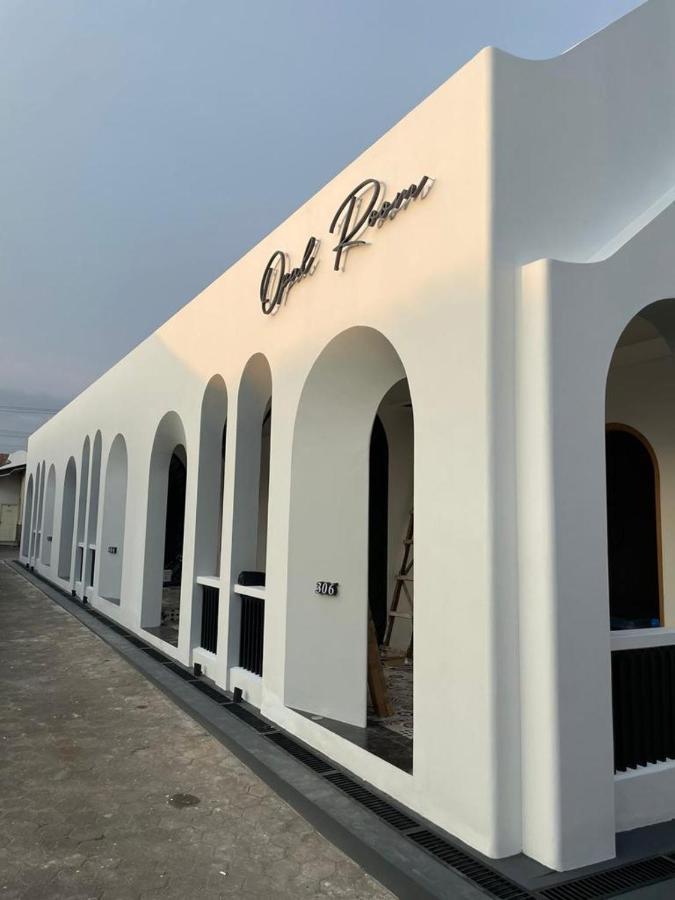 Hotel Besar Purwokerto Luaran gambar