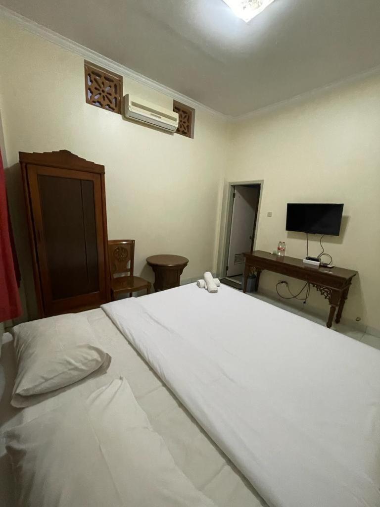 Hotel Besar Purwokerto Luaran gambar